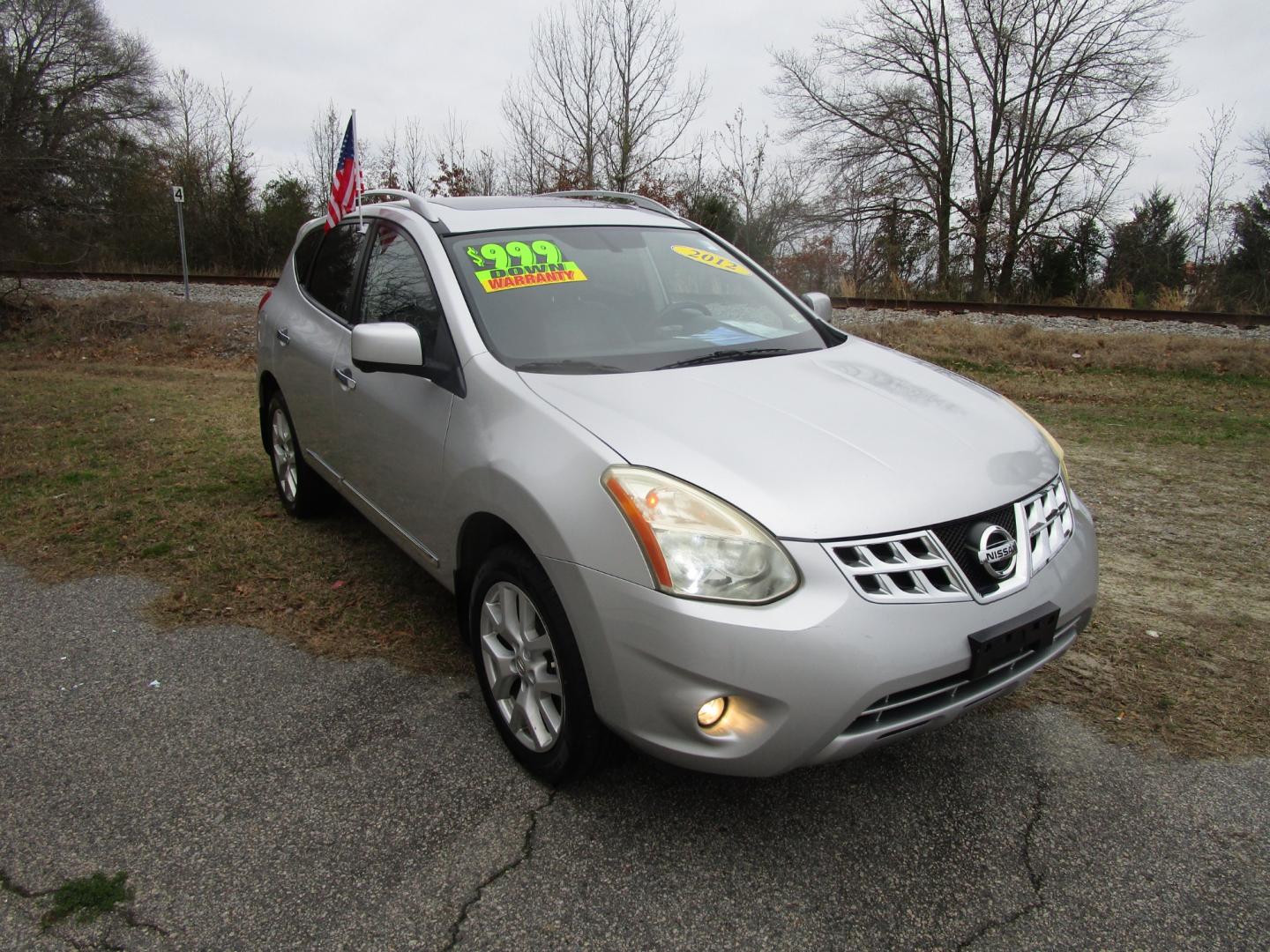 2012 Silver Nissan Rogue S AWD (JN8AS5MV7CW) with an 2.5L L4 DOHC 16V engine, Continuously Variable Transmission transmission, located at 2553 Airline Blvd, Portsmouth, VA, 23701, (757) 488-8331, 36.813889, -76.357597 - Down Payment: $999 Weekly Payment: $95 APR: 23.9% Repayment Terms: 42 Months ***CALL ELIZABETH SMITH - DIRECTOR OF MARKETING @ 757-488-8331 TO SCHEDULE YOUR APPOINTMENT TODAY AND GET PRE-APPROVED RIGHT OVER THE PHONE*** - Photo#3